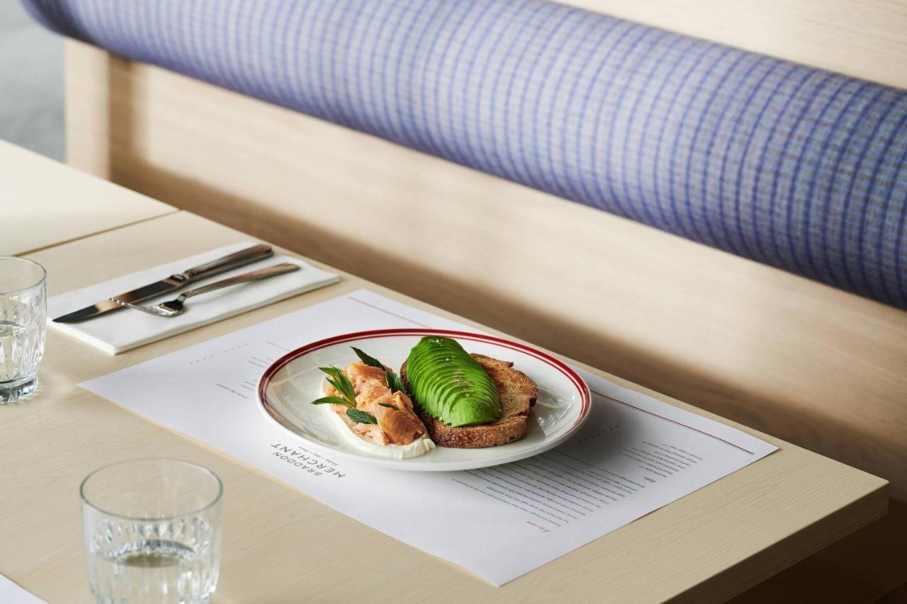 Midnight Hotel, Autograph Collection Κανμπέρα Εξωτερικό φωτογραφία Avocado on toast at The Garrison, 2016