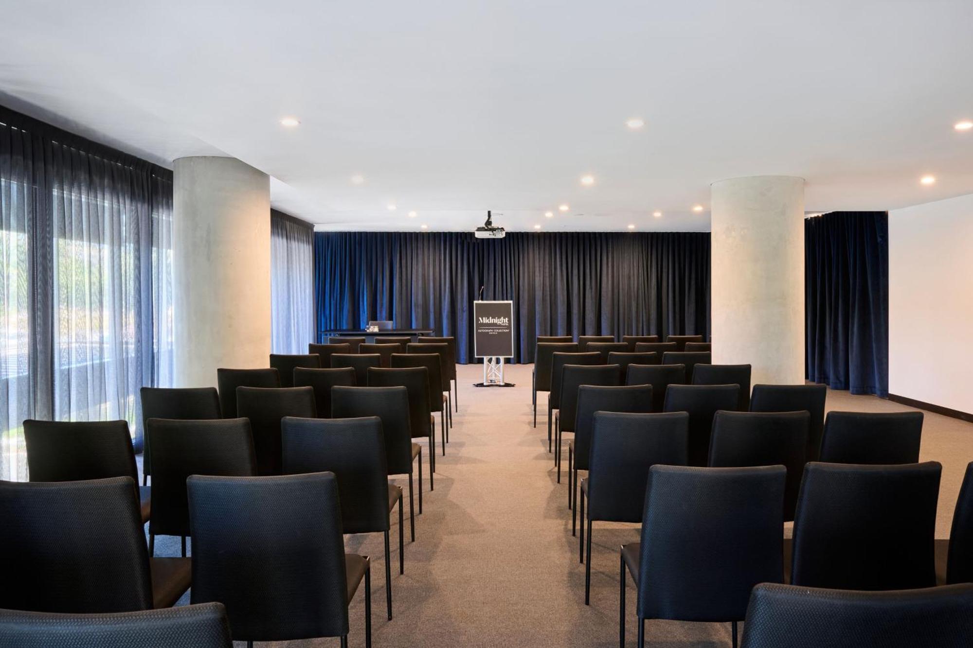 Midnight Hotel, Autograph Collection Κανμπέρα Εξωτερικό φωτογραφία The Auditorium